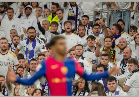 顔を閉じて、開いてください！ナショナルダービーの前に、ヤマルはバルセロナの4-0レアル・マドリードの祝賀会の写真を投稿した