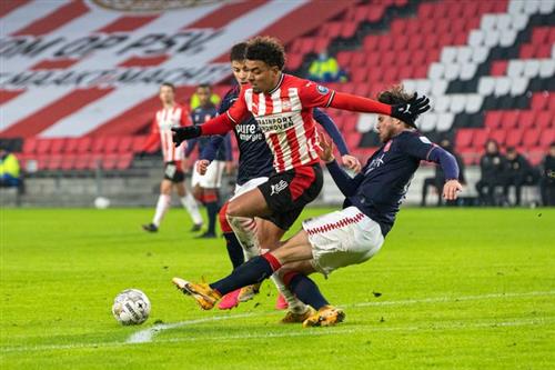 トゥウェンテ vs PSV アイントホーフェン