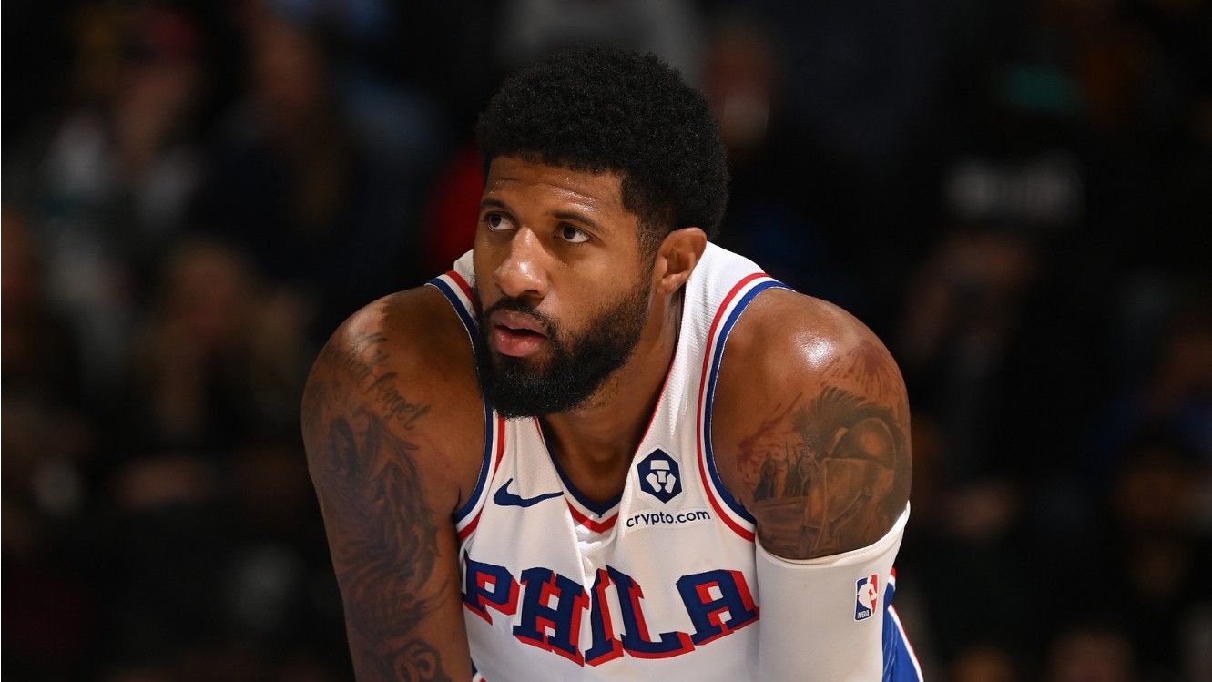 明日、ホーネッツは76ersとの対戦で負傷者に直面する：ポール・ジョージと他の5選手は欠場、エンビードは通常通りプレーする